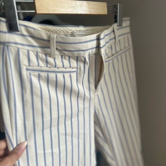 Mood - Picture 4 of 7